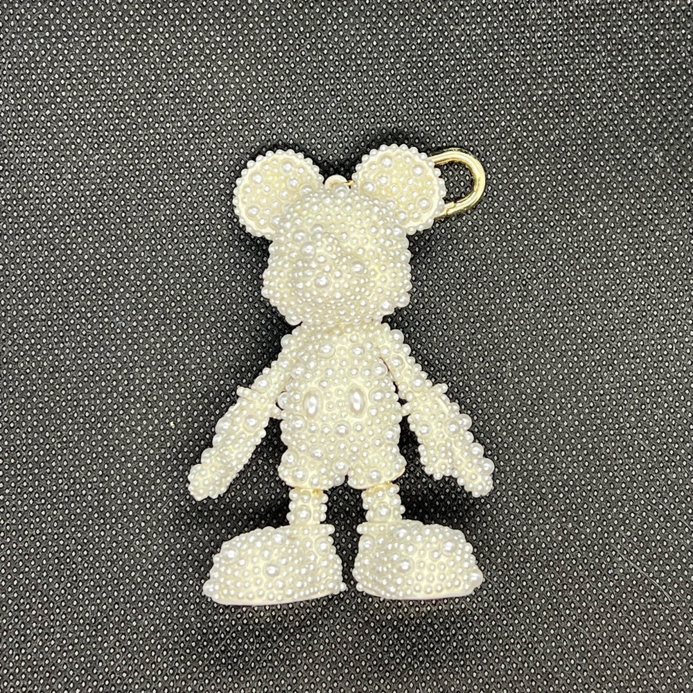 NEW BaubleBar x Disney Mickey Pearl Bag Charm - Picture 9 of 12